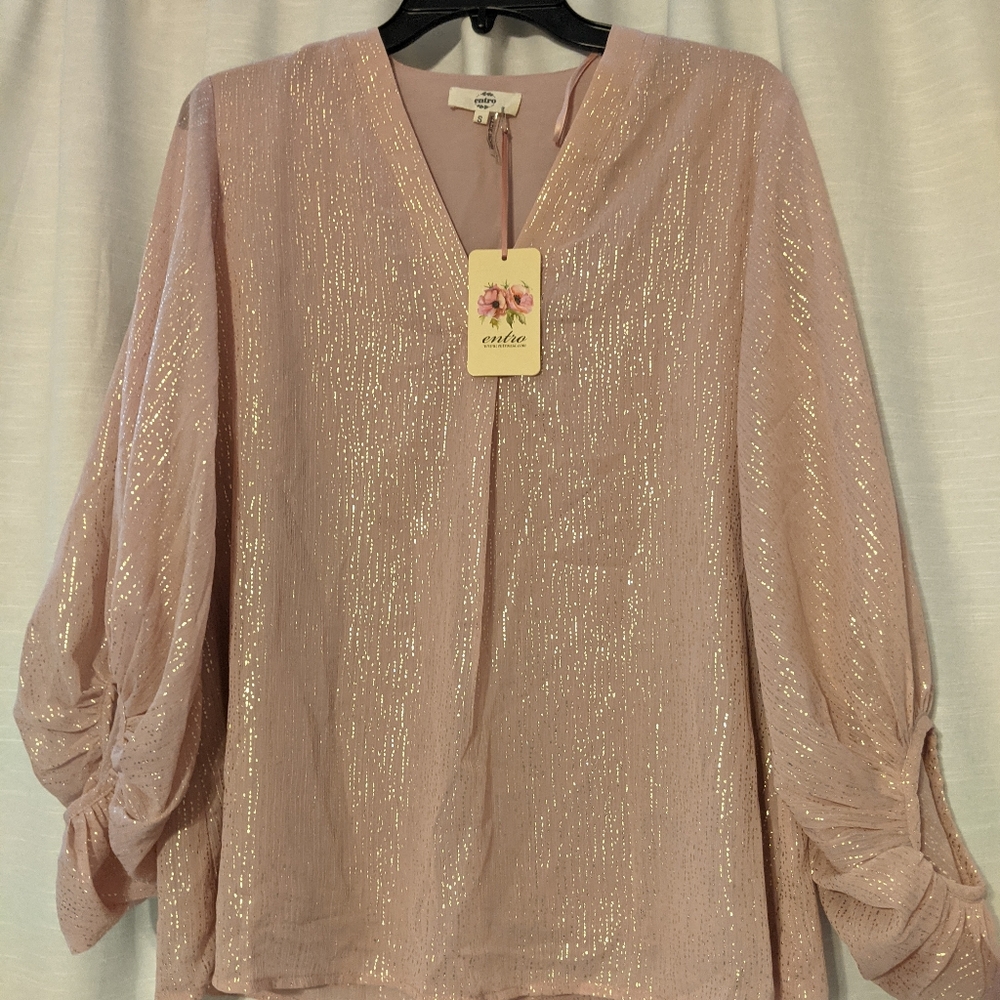 Entro baby pink flowy top with gold foil glitter embellishments, small